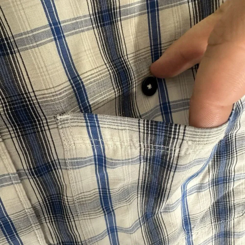 The North Face Shirt‎ Mens Medium Blue Plaid Short Sleeve Button Up Pocket Adult